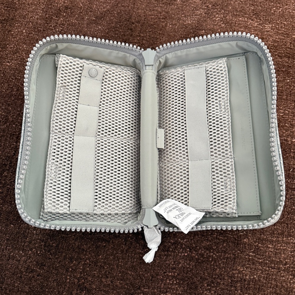 Dagne Dover Arlo Tech Organizer Large - Picture 6 of 7